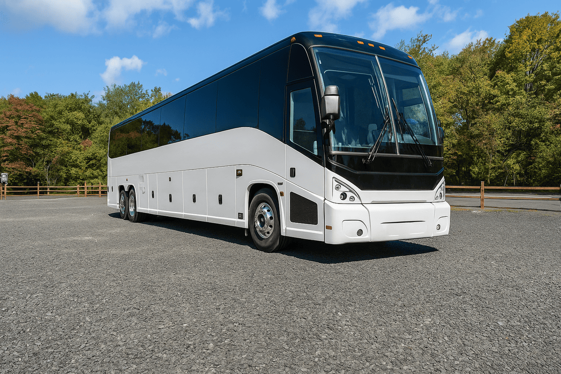 picture of Waukesha Coach Bus Service coach bus